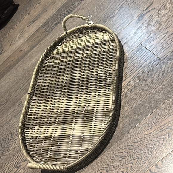 Elegant Woven Ratan Oval Tray with handles in grey - Picture 5 of 12